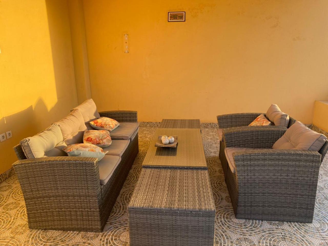 Residence Adja Binta Kane Sour Dakar Dış mekan fotoğraf